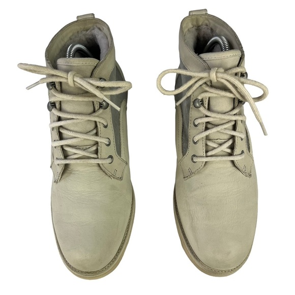 Ugg Bethany Water Resistant Chukka Winter‎ Boot Light Gray Womens Size 9.5 - Picture 4 of 11
